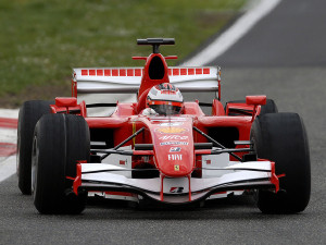 ferrari_f1_2007_test_car_by_djkennyc